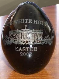 Commemorative White House Easter egg engraved with the White House and dated Easter 2002